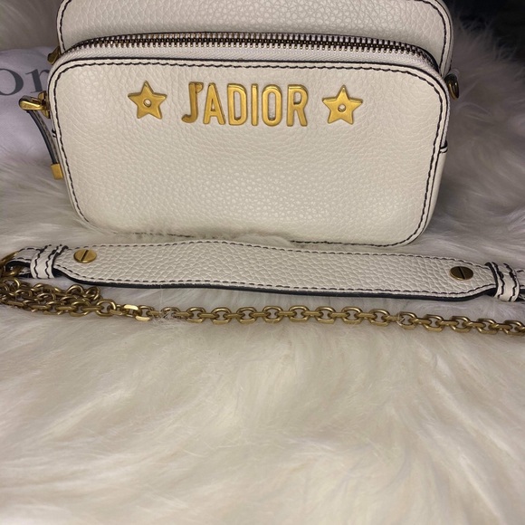 Christian Dior Camera bag 
Comes with dust bag - Picture 2 of 6